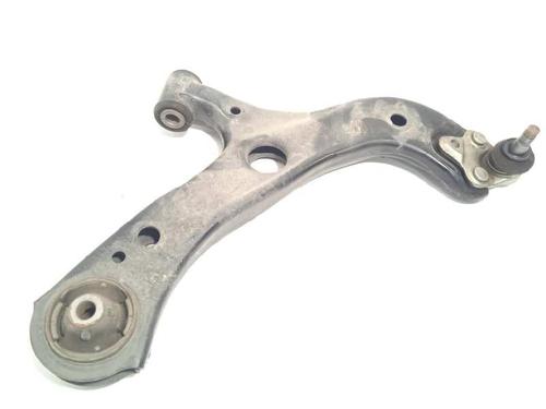 Used Right front suspension arm TOYOTA PRIUS (_W5_) 1.8 Hybrid (ZVW50_, ZVW51_) (98 hp) 9701440
