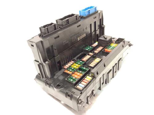 Used Fuse box Fuse box 10564781 10564781
