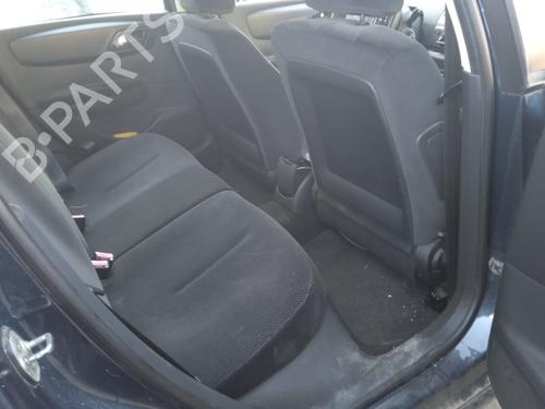 Right headlight CITROËN C4 I (LC_) 1.6 VTi 120 | BP31338210C29