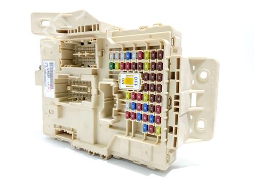 Used Fuse box HYUNDAI i30 (PDE, PD, PDEN) 1.0 T-GDI (120 hp) 23106587