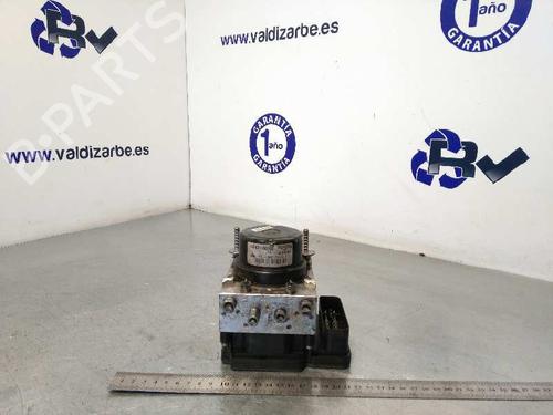 Used ABS pump TOYOTA YARIS (_P13_) 1.3 (NSP130_, NSP130) (99 hp) 1545594