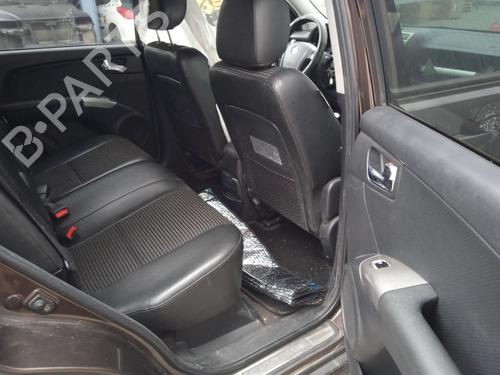 Left front window switch KIA SPORTAGE II (JE_, KM_) 2.0 CRDi | BP22729390I27 