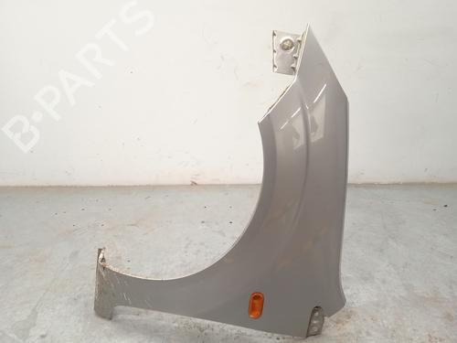 Used Left front fenders Left front fenders 30411102 30411102
