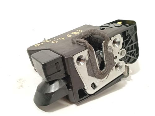 front-left-lock-dacia-sandero-iii-2021-32505204 main image