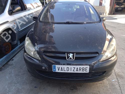 Left headlight PEUGEOT 307 Break (3E) 2.0 HDI 90 | BP21843795C28 