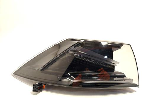 Used Left taillight Left taillight PEUGEOT 508 II (FB_, FH_, F3_) PSE Hybrid4 360 (F35GBT) (200 hp) 26209016 26209016