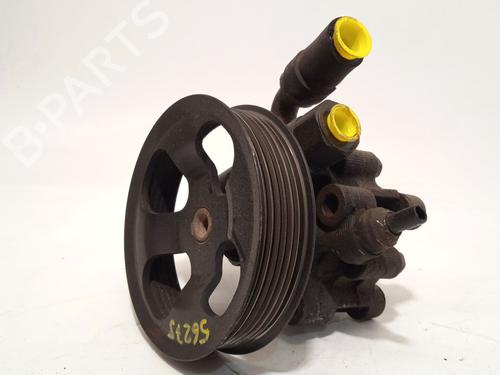 Used Steering pump TOYOTA RAV 4 II (_A2_) 2.0 4WD (ACA21, ACA20) (150 hp) 27676617