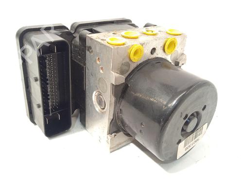 Used ABS pump VOLVO V40 Cross Country (526) D2 (114 hp) 28688585