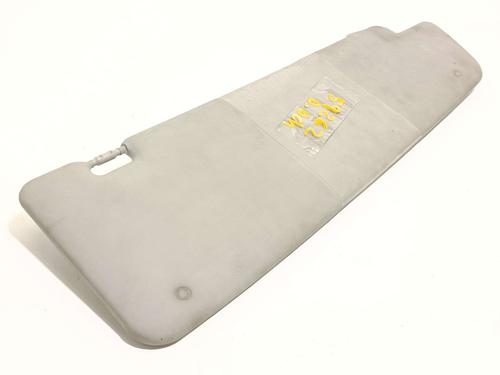 Used Right sun visor Right sun visor 39424052 39424052