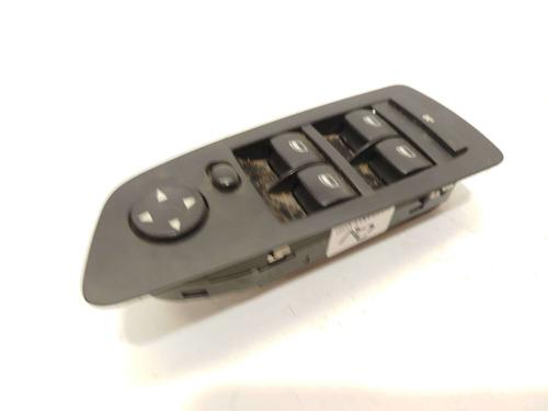Left front window switch BMW 1 (E87) 118 i | BP39650051I27 - Image 2