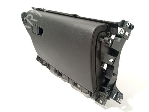 Glove box MASERATI LEVANTE SUV (M161) 3.0 D Q4 | BP33704652C95 - Image 2