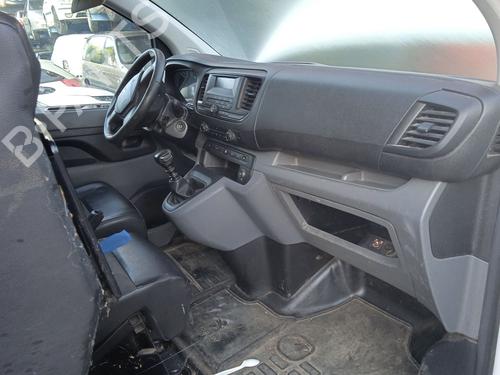 Left front steering knuckle PEUGEOT EXPERT Van (V_) 1.6 BlueHDi 115 | BP19792604M25 