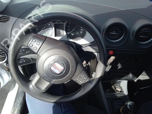 Left headlight SEAT IBIZA III (6L1) 1.4 16V | BP30001024C28