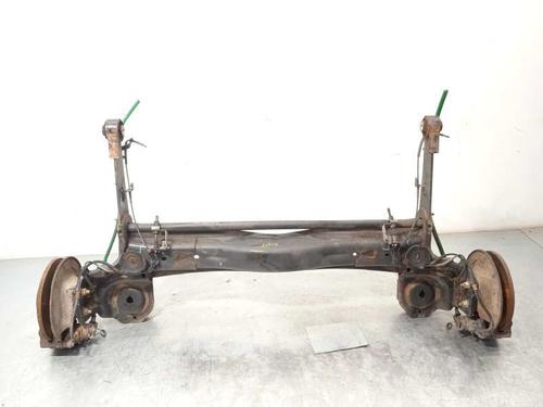 Used Rear axle NISSAN PRIMASTAR Bus (X83) dCi 100 (101 hp) 12990953