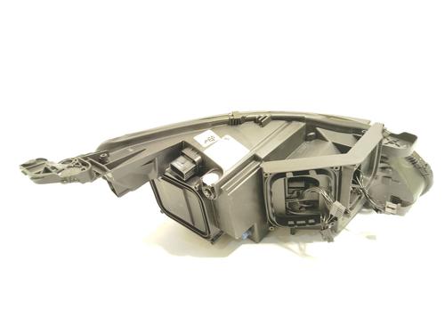 Left headlight PEUGEOT 308 II (LB_, LP_, LW_, LH_, L3_) 1.6 THP 125 | BP29207247C28 