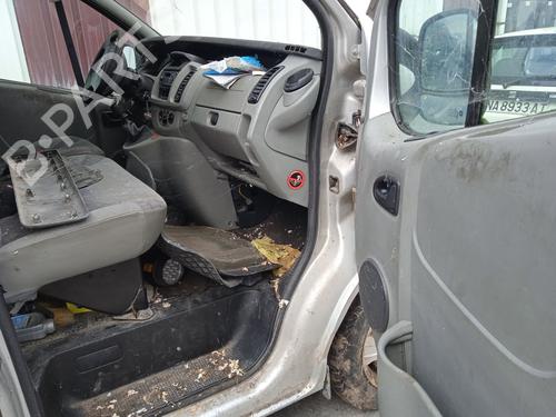 Right headlight OPEL VIVARO A Bus (X83) 1.9 DTI (F7, J7, A07) | BP19302959C29