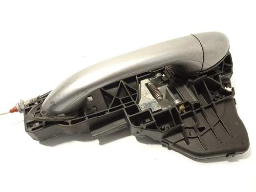 Used Rear left exterior door handle Rear left exterior door handle MERCEDES-BENZ M-CLASS (W164) ML 300 CDI 4-matic (164.121) (204 hp) 6461771 6461771