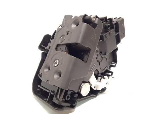 Front right lock VOLVO C30 (533) D2 (115 hp) 30799302