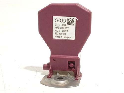 Used Antenna/Base Antenna/Base 30832505 30832505
