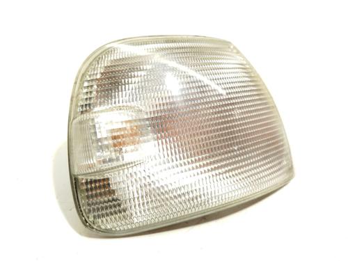 Used Right front indicator VW TRANSPORTER T4 Bus (70B, 70C, 7DB, 7DK, 70J, 70K, 7DC, 7DJ) 2.5 TDI (102 hp) 31060838