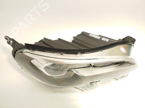 Right headlight PEUGEOT EXPERT Bus (V_)  | BP29178538C29 