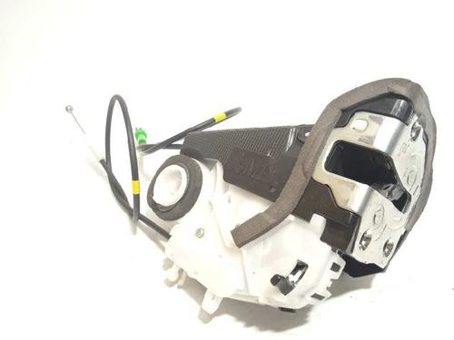 Used Rear right lock TOYOTA YARIS (_P13_) 1.3 (NSP130_, NSP130) (99 hp) 7890203