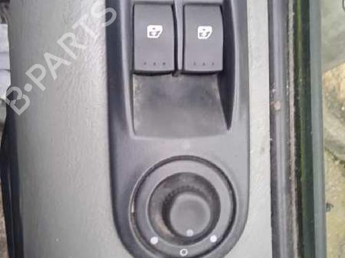 Left front door NISSAN PRIMASTAR Van (X83) 2.0 dCi 115 | BP12126776C2 