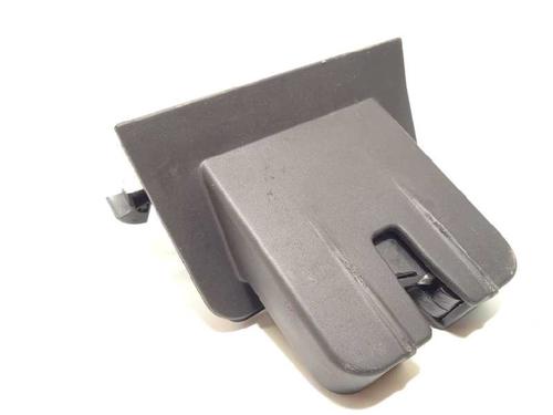 Used Tailgate lock AUDI A3 (8V1, 8VK) 1.6 TDI (110 hp) 13109478