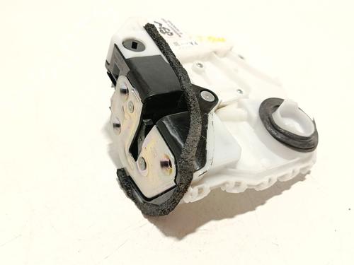 rear-right-lock-mazda-3-saloon-bp_-2018-34440906 main image