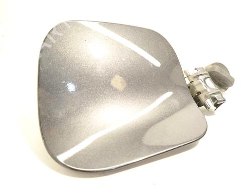 fuel-flap-toyota-c-hr-_x1_-2016-27244295 main image