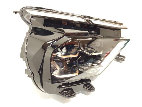 Used Right headlight CITROËN C4 III (BA_, BB_, BC_) [2020-2026]  19328254