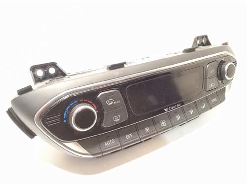 Used Climate control HYUNDAI i30 (PDE, PD, PDEN) 1.6 CRDi (110 hp) 17090447