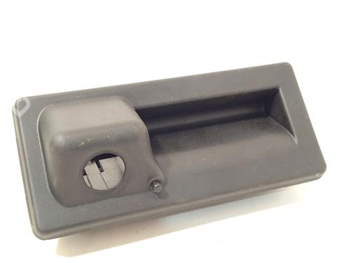 Used Tailgate handle AUDI A4 B9 Avant (8W5, 8WD) 35 TDI Mild Hybrid (163 hp) 27518181