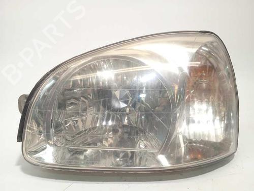 Used Left headlight HYUNDAI SANTA FÉ I (SM) 2.4 16V (146 hp) 10334229