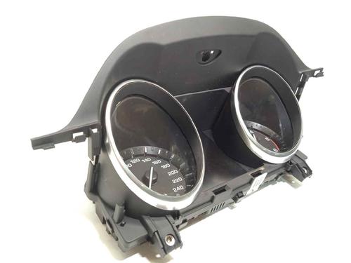 Used Instrument cluster Instrument cluster 16682955 16682955