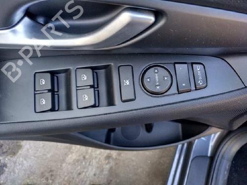 Left sun visor HYUNDAI i30 FASTBACK (PDE, PDEN) | BP6806917I1