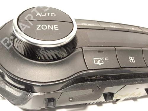 Climate control INFINITI Q30 2.2 D AWD | BP7085317I5