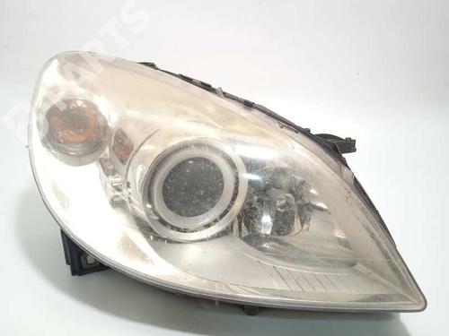 Used Right headlight Right headlight MERCEDES-BENZ B-CLASS Sports Tourer (W245) B 200 CDI (245.208) (140 hp) 10747339 10747339