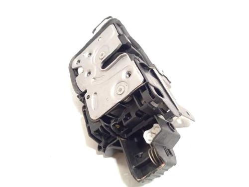 Front left lock VOLVO V40 Hatchback (525) T2 (122 hp) 31440389