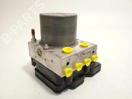 Used ABS pump TOYOTA VERSO (_R2_) [2009-2018]  12600173