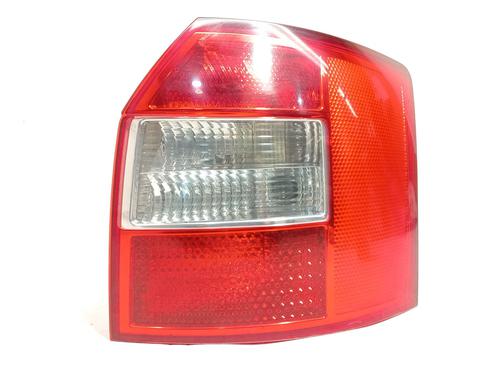 Højre baglygte AUDI A4 B6 Avant (8E5) 2.5 TDI quattro (180 hp) 29239315