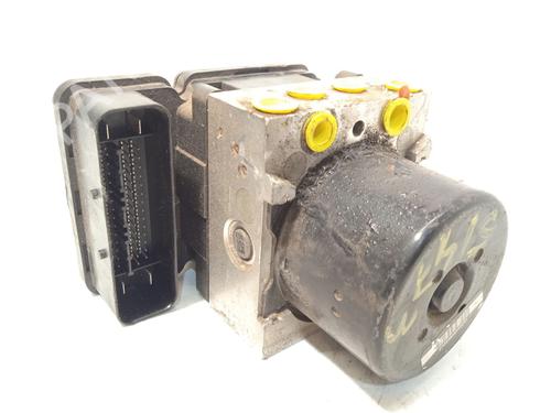 Used ABS pump VOLVO V40 Hatchback (525) [2012-2019]  19286654