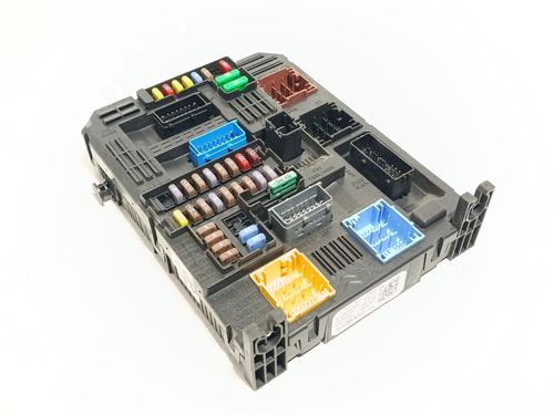 Used Fuse box Fuse box OPEL CROSSLAND X / CROSSLAND (P17, P2QO) 1.5 Turbo D (75) (102 hp) 34123990 34123990