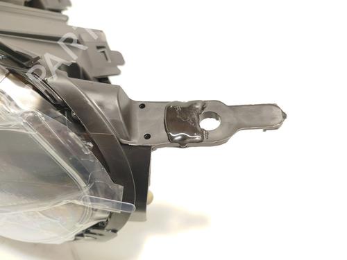 Left headlight PEUGEOT EXPERT Bus (V_)  | BP29352230C28 