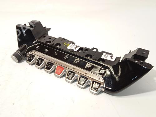 Switch PEUGEOT 208 II (UB_, UP_, UW_, UJ_) 1.2 PureTech 130 | BP28577333I30