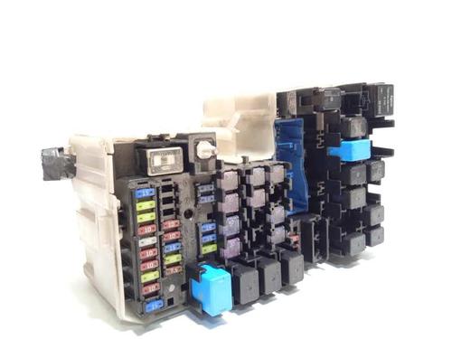 Used Fuse box Fuse box 9242288 9242288