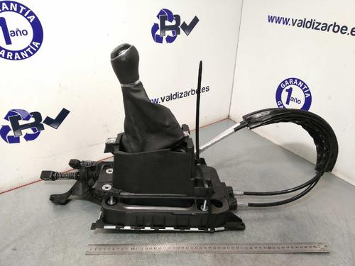 Used Manual gearbox selector Manual gearbox selector VW TOURAN (5T1) 1.6 TDI (115 hp) 8899891 8899891