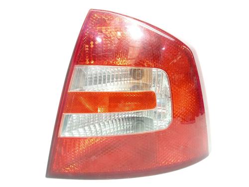 Højre baglygte SKODA OCTAVIA II (1Z3) 1.9 TDI (105 hp) 26990086