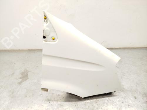 Used Right front fenders IVECO DAILY V Platform/Chassis 29S13, 29L13, 29L13D, 35S13, 35C13D, 40C13 (126 hp) 30566931