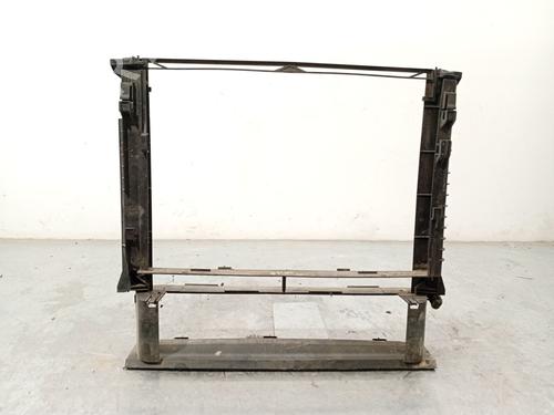 Used Front slam panel LAND ROVER RANGE ROVER III (L322) 3.0 D 4x4 (177 hp) 30687112